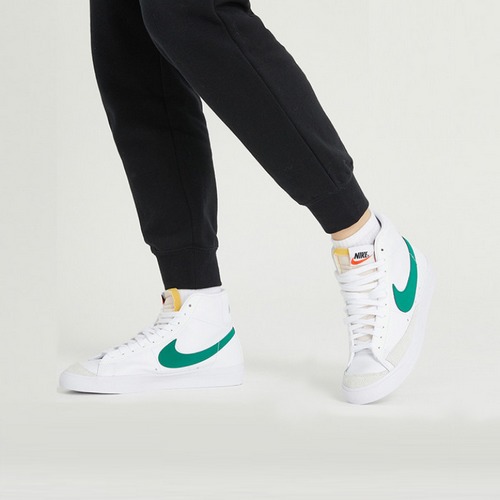 �Ϳ� CZ1055-119,,