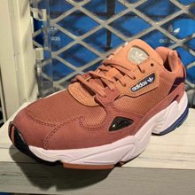 adidas�پW��Ʒ�¿�D96700_HK